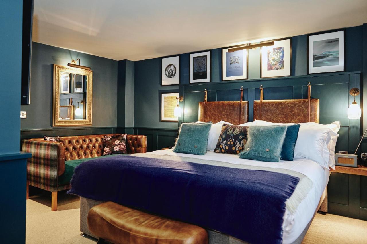 Kings Arms - Egham-Windsor Hotel Eksteriør billede